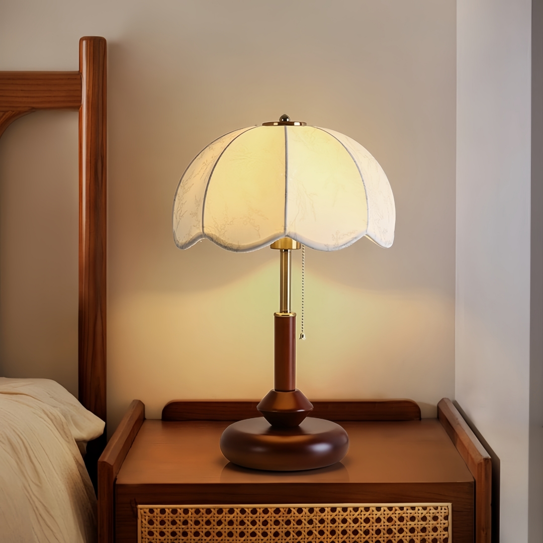 Vintage Scalloped Dome Table L - Decor Lighting Table Lamps 评论和价格